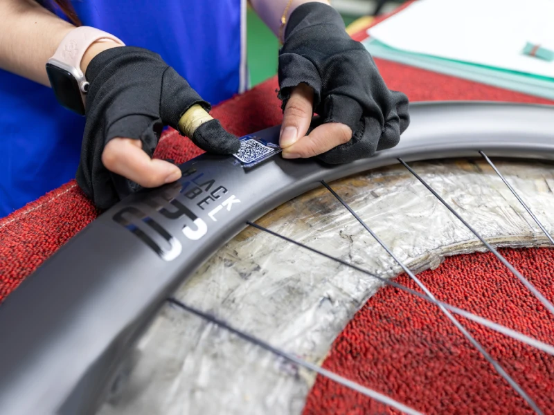 輪組裝